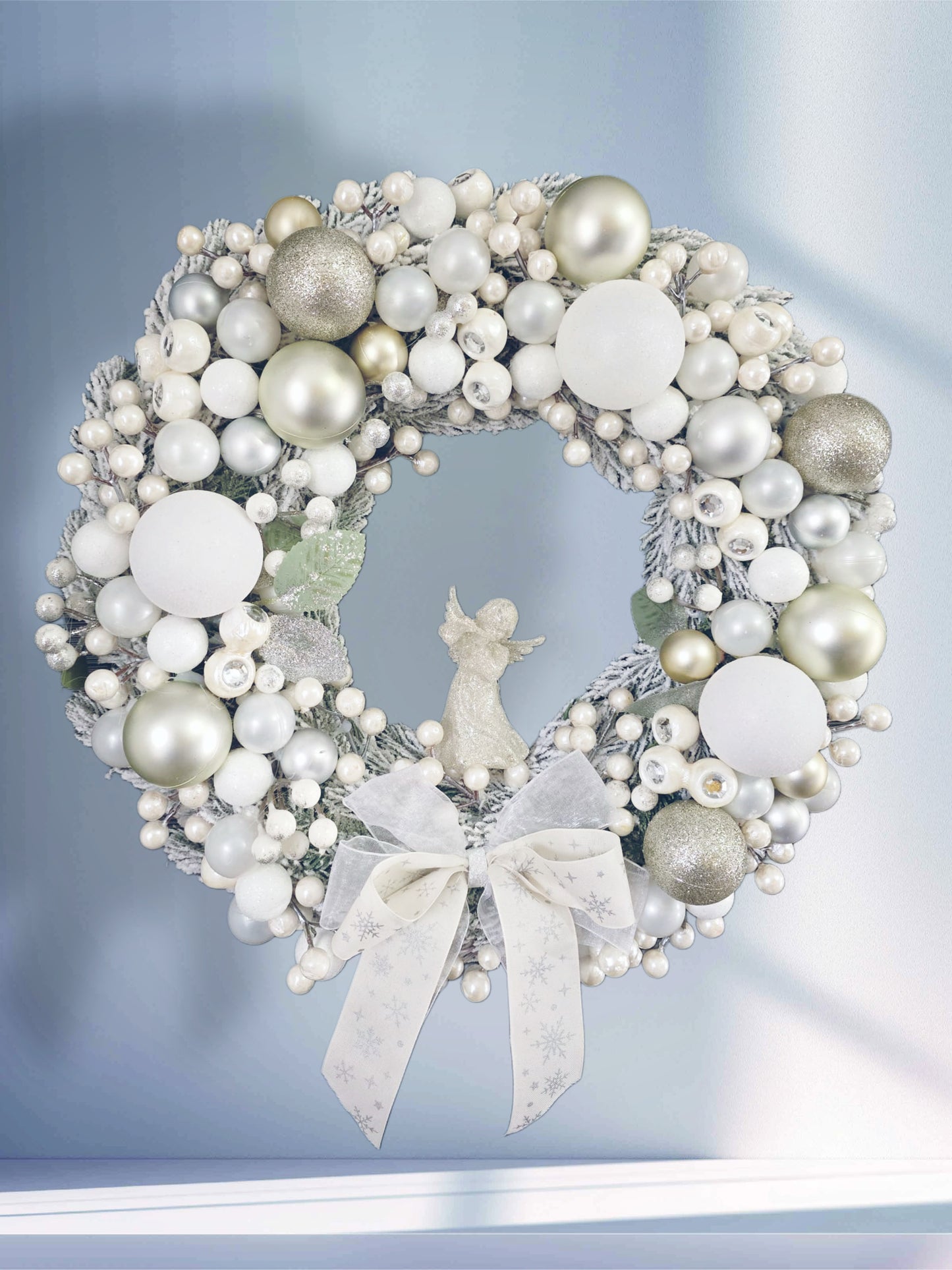 White Christmas Wreath