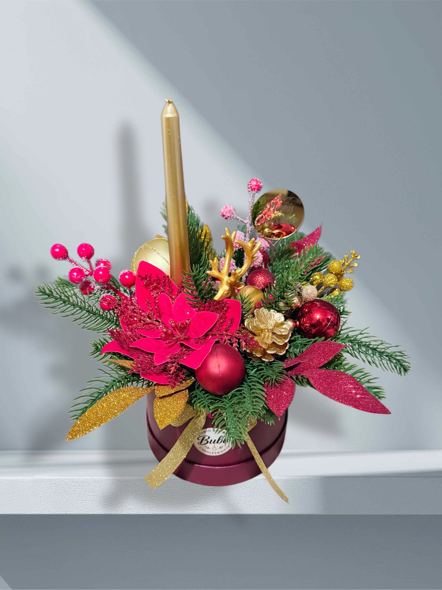 Medium Christmas decorations/gift